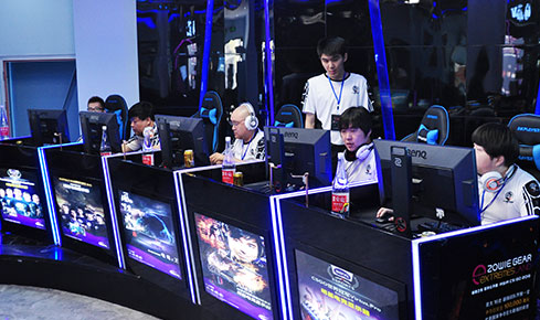 还要通过双 还要通过双