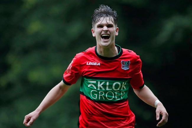 在比赛中提 在比赛中提