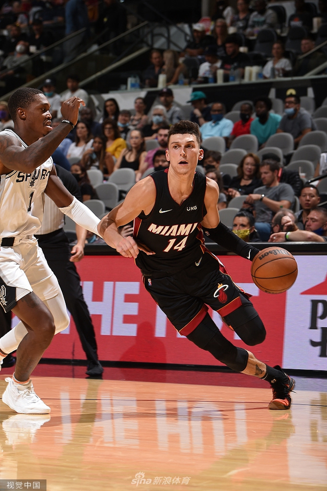 凭借稳定的 凭借稳定的